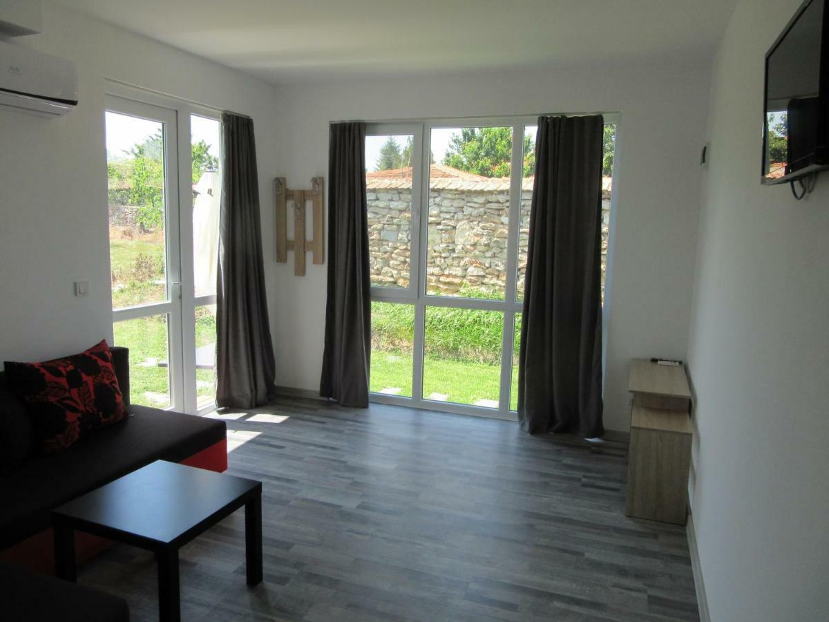 Karia Apartments Шабла Экстерьер фото